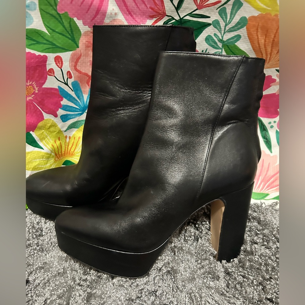 Zara boots size 8